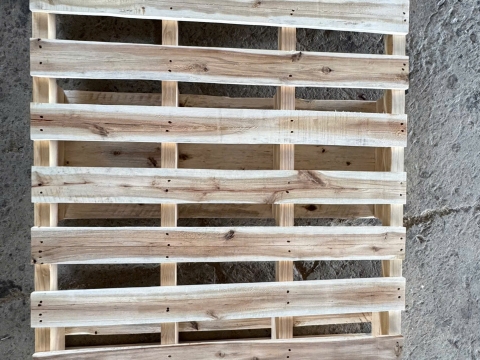 Pallet gỗ Bình Dương