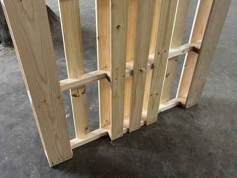 Pallet gỗ Chơn Thành