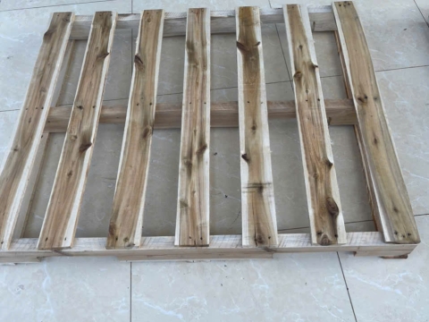 Pallet gỗ Chơn Thành