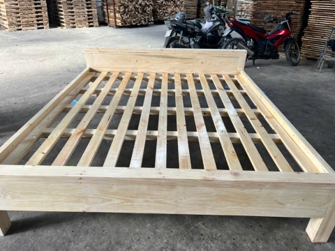 Pallet gỗ Vsip