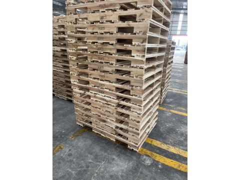 pallet gỗ kcn vsip II