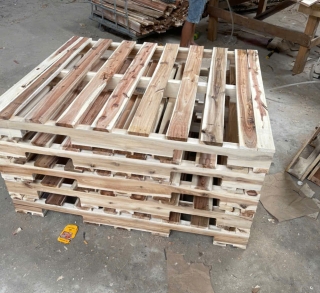 Pallet gỗ Bình Dương