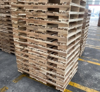 Pallet gỗ Bến Cát